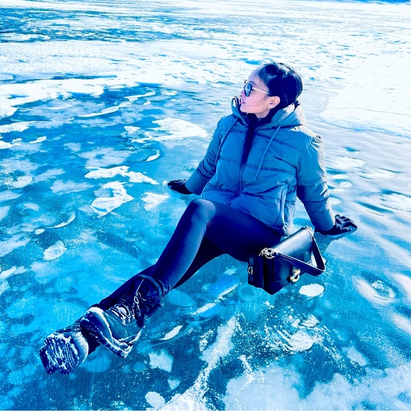 Meet your Posher, Kathleen - Picture 1 of 1